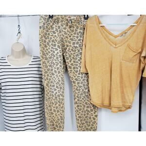 LEI Jeans Lot Animal Print a new day Stripe Pullover Large, Express Top Medium